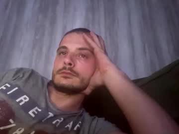 Kyravee Chaturbate stream image from April 23, 2026