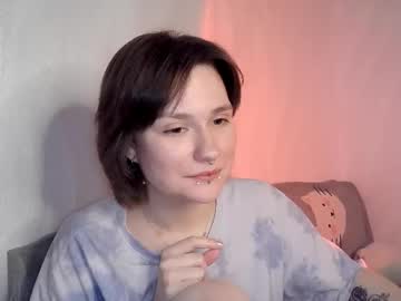 Uwujudyosas Chaturbate stream image from April 23, 2026