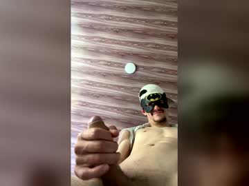 Mrluffer777 Chaturbate stream image from April 23, 2026