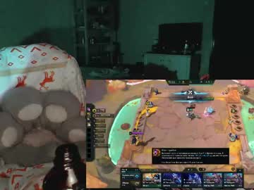Raiingurl Chaturbate stream image from April 23, 2026