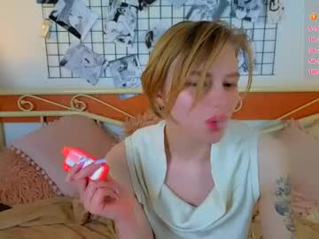 _Eliizabeth__ Chaturbate stream image from April 23, 2026