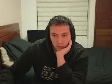 Danruiz33 Chaturbate stream image from April 24, 2026