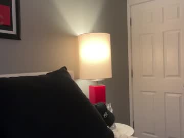 Hangoutwithvanessa Chaturbate stream image from April 24, 2026
