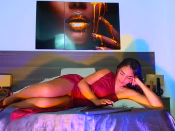 Milahot23 Chaturbate stream image from April 24, 2026