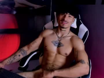Thomas_Fit1 Chaturbate stream image from April 24, 2026