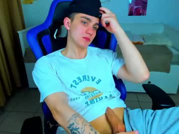 Frank_Mooree Chaturbate stream image from April 24, 2026