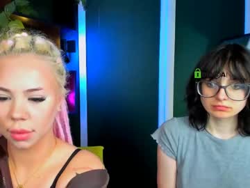 Alexa_Bonni Chaturbate stream image from April 24, 2026