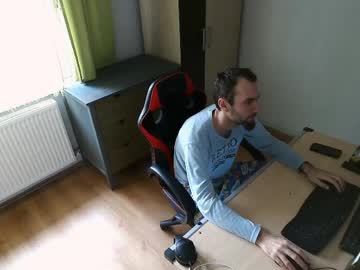 Findo1991 Chaturbate stream image from April 24, 2026