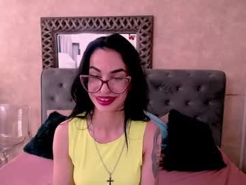 Raniavibexs Chaturbate stream image from April 24, 2026