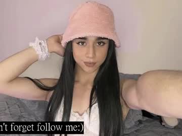 Sophie_Gonx Chaturbate stream image from April 24, 2026