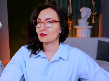 Unatera Chaturbate stream image from April 24, 2026