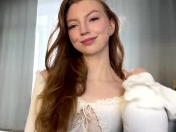 Joyegeesey Chaturbate stream image from April 24, 2026