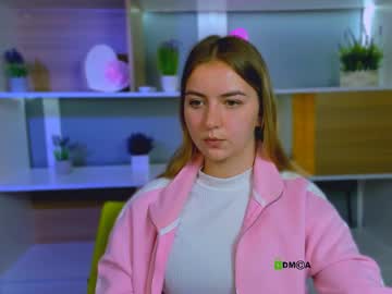 Lina_Moone Chaturbate stream image from April 24, 2026