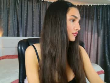 Luxqueenstudio Chaturbate stream image from April 24, 2026