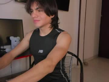 Urboy_Manu Chaturbate stream image from April 24, 2026