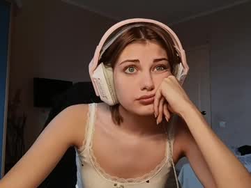 Florenceheatly Chaturbate stream image from April 24, 2026