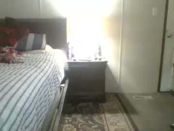 Krystalizedkitsune Chaturbate stream image from April 24, 2026
