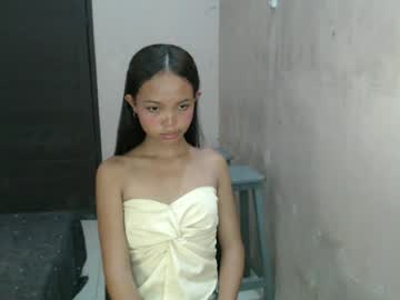Freyahxx69 Chaturbate stream image from April 24, 2026