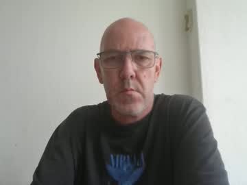 Leonew71 Chaturbate stream image from April 24, 2026