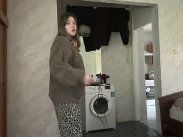Carlaclaybourne Chaturbate stream image from April 24, 2026