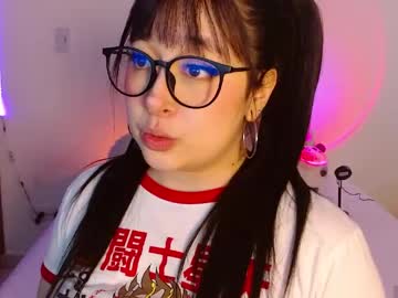 Crystalitesq Chaturbate stream image from April 24, 2026