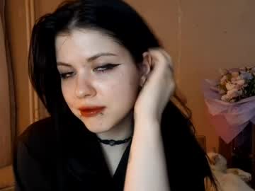Leilacurson Chaturbate stream image from April 24, 2026