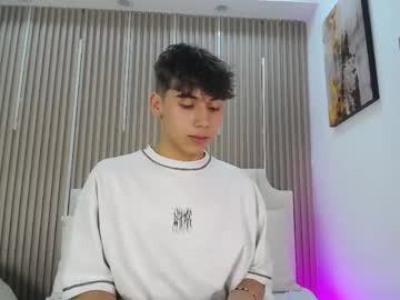 Liam_Lux Chaturbate stream image from April 24, 2026