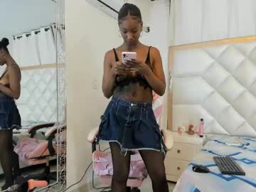 Michelleblair1 Chaturbate stream image from April 24, 2026
