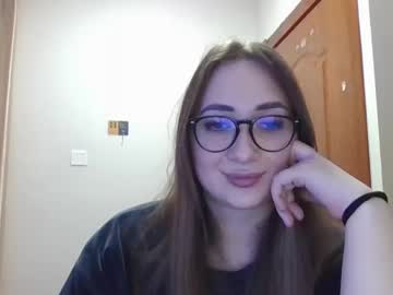 Greta_Shine Chaturbate stream image from April 24, 2026