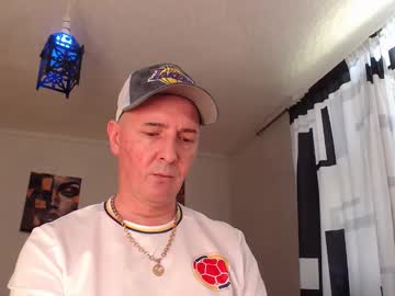 Kademalone Chaturbate stream image from April 24, 2026