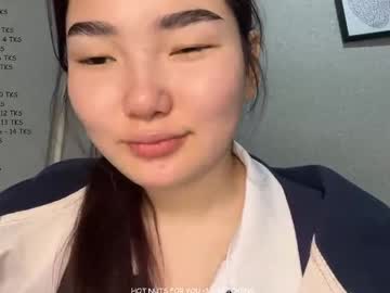 Kalalinet Chaturbate stream image from April 24, 2026