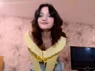 Lasonyadubin Chaturbate stream image from April 24, 2026