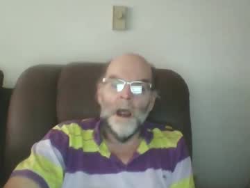 Louism13 Chaturbate stream image from April 24, 2026