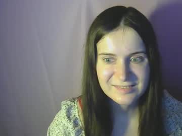 Avialenne Chaturbate stream image from April 24, 2026