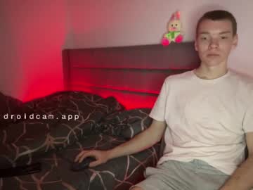 Aaron_Stonee Chaturbate stream image from April 24, 2026