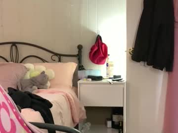 Itscutiekali Chaturbate stream image from April 24, 2026