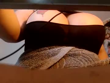 Keitt_Big_Tits Chaturbate stream image from April 24, 2026