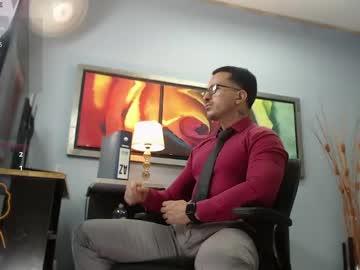 Randylukehot Chaturbate stream image from April 24, 2026