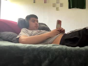 Kevinderon1 Chaturbate stream image from April 24, 2026