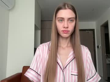 Verablanc Chaturbate stream image from April 24, 2026