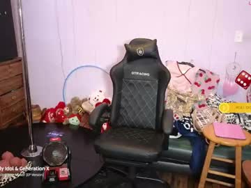 Mocha_ Chaturbate stream image from April 25, 2026