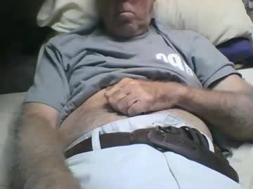 Bisoutherner Chaturbate stream image from April 25, 2026