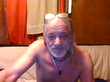 Julysommers Chaturbate stream image from April 25, 2026