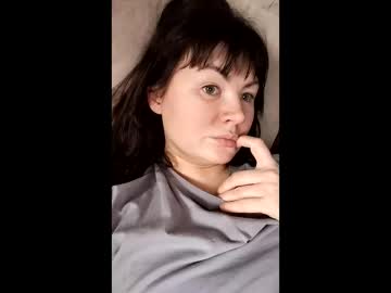 Velvetmila Chaturbate stream image from April 25, 2026