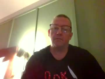 Middleton2021 Chaturbate stream image from April 25, 2026