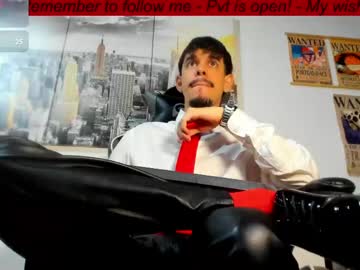 Brayhambrown Chaturbate stream image from April 25, 2026