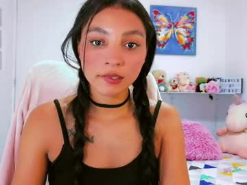 Candyplay21 Chaturbate stream image from April 25, 2026