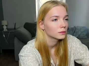 Sonyalaviola Chaturbate stream image from April 25, 2026