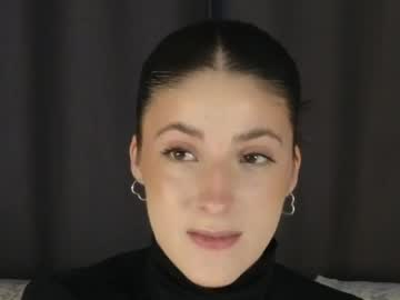 Yayfine Chaturbate stream image from April 25, 2026
