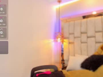 Curlychanel Chaturbate stream image from April 25, 2026